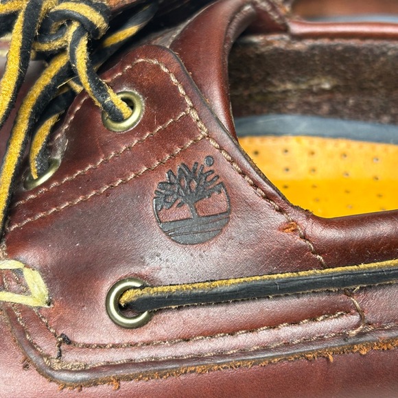Timberland Leather Boat Shoes/size 11-Burgundy Brown Preppy Mens  Classic 2 eye‎ - Picture 2 of 9